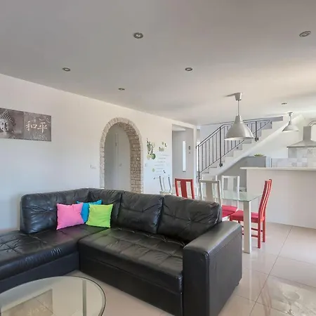 וילה Pascal Comfortable Holiday Marčana