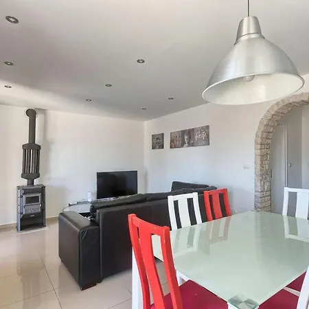 וילה Pascal Comfortable Holiday Marčana