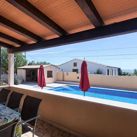 וילה Pascal Comfortable Holiday